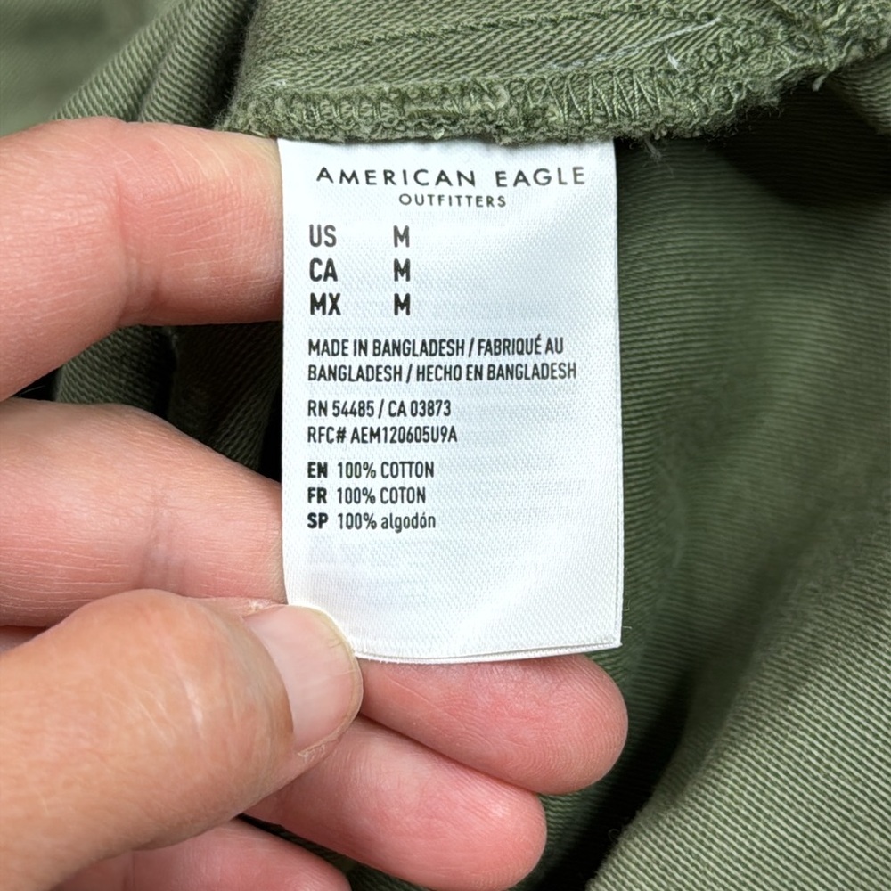 American Eagle Green Utility Button Camp Military Shirt Size Medium - Picture 4 of 7